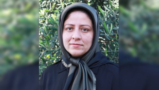 Akuzat e muxhahedines iraniane, prindërit letër Xhafës: Vajza mbahet peng nga MEK, s’reshtim duke e kërkuar