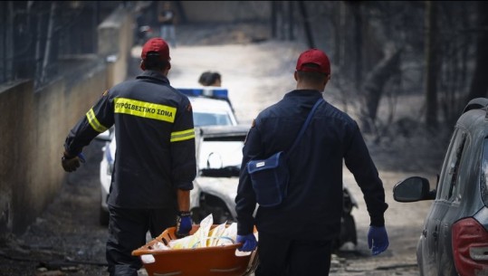 Zjarret në Greqi/ Shkon në 88 numri i viktimave, konfirmohet edhe vdekja e dy binjakeve 