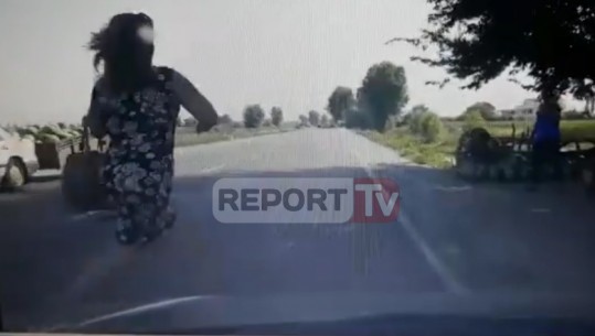 Pamje të frikshme/ Makina përplas gruan në Shkodër, Policia: Bëni kujdes kalimtarë! (VIDEO)