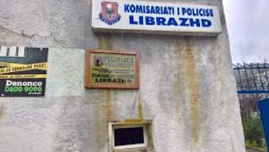 Grabitet çanta me paund e dokumente në Librazhd, arrestohet një 52-vjeçar