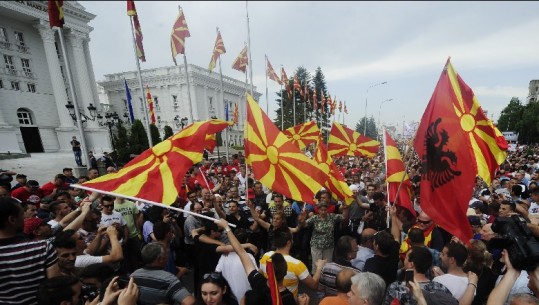 “Shqiptari i mirë, shqiptar i vdekur”, MEPJ reagon për thirrjet në Maqedoni: Hetoni nxitësit e dhunës