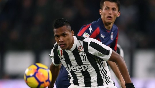 PSG ofron 50 milionë euro për Alex Sandro, Juventus kërkon më shumë