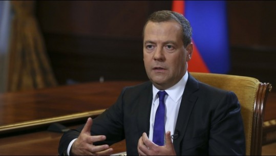 DASH paralajmëron sanksione, Medvedev: Do t'i konsiderojmë si një deklaratë lufte ekonomike 
