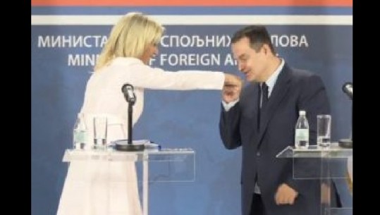 Rusia hap krahun për ndryshimin e kufijve: Dërgon në Beograd 'yllin në ngjitje' të diplomacisë