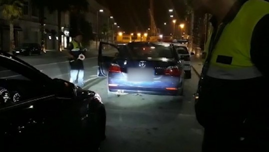 Policia e Durrësit kontrolle në qytet, arrestohen 20 drejtues mjetesh të kapur me shkelje
