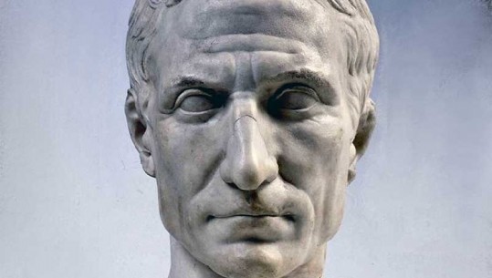Cezari e Pompeu, strategët e mëdhenj që zbarkuan në trojet shqiptare