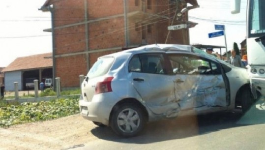Bulqizë/ “Toyota” del nga rruga, 2 të plagosur, transportohen me urgjencë drejt Tiranës