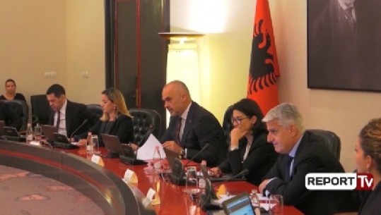 Takimi në Vlorë, Rama shtyn ndryshimet në qeveri, planifikon fushatën e Bashkive 