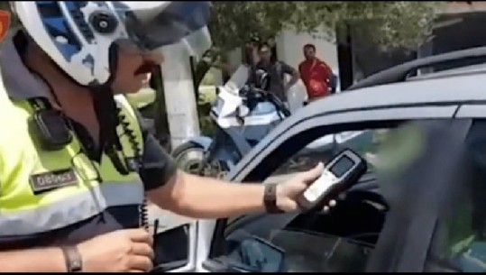 Të dehur në timon, policia nuk nuk fal, arreston dy shoferë në Berat e Vlorë (Emrat)