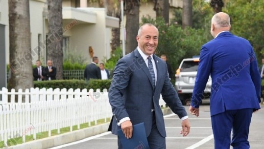 Batuta dhe të qeshura në Samitin e Ballkanit, Rama-Haradinajt: Hiqe kollaren