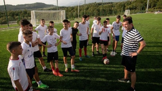 'Të rinjtë do lënë llotot dhe do merren me sport', përurohet kompleksi sportiv 'Football Republic', Veliaj: Një histori suksesi (Foto)