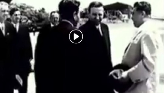 Kur gjyshi i Kim Jong Un vizitonte Shqipërinë dhe takohej me Enver Hoxhën (Video)