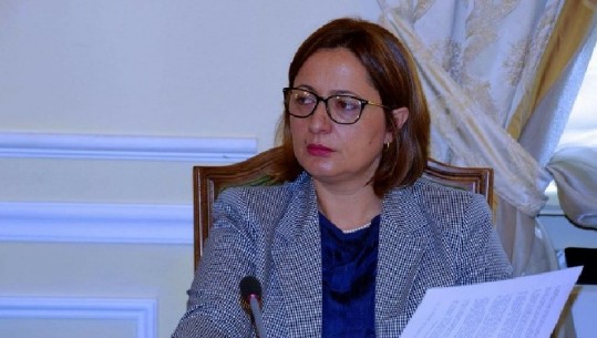 Aleanca e Grave Deputete: Inkurajojmë Klodianën, sulmi ndaj saj është sulm ndaj lirisë