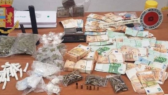 Itali/ Drogë dhe mijëra euro në banesë, dy vëllezërit shqiptarë arrestohen falë një aplikacioni