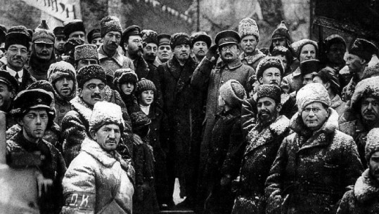 Komploti/ Si dështuan britanikët, në përmbysjen e regjimit bolshevik në Rusi