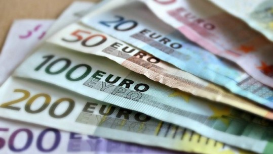 Bankat/ Depozitat ulen me 32.5 mln € në nëntor, kreditimi shënon rritje të lehtë