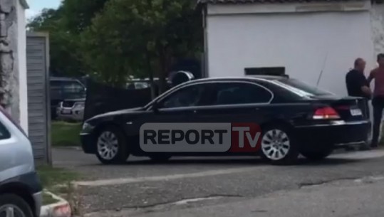 Aksioni i RENEA-s në Shkodër, sekuestrohen automjete të blinduara (VIDEO)