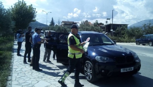 5 të arrestuar në 24 orë në Berat, të dehur, pa leje drejtimi dhe pa patentë (Emrat)