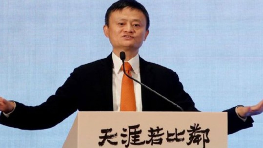 Historia e një lideri, e krijoi kompaninë nga dhoma e apartamentit, themeluesi i Alibaba tërhiqet nga 