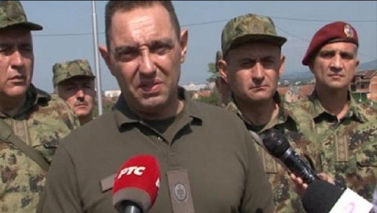 Barrikada kundër Vuçiç në Skënderaj, kërcënon Vulin: Kemi gati ushtrinë!