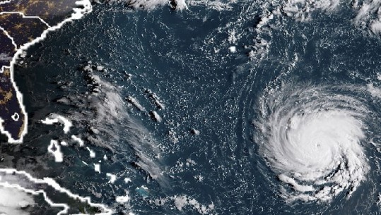 Uragani Florence kërcënon Bregun Lindor të SHBA-së, autoritetet urdhërojnë evakuuimin e 1.5 milion njerëzve