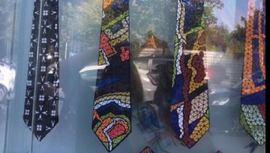 Ish-deputetja demokrate “i nxjerr bojën” Berishës: Kravatat e Ramës s’janë për shitje (Video)