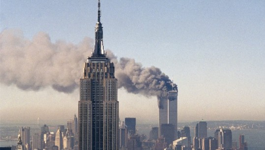 11 Shtatori i vitit 2001, imazhet që tronditën botën (FOTO)