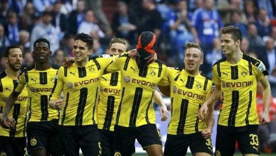 Borussia Dortmund rikthehet tek fitorja në Bundesligë, me rezultatin 3-1
