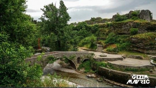 Trashëgimia Kulturore, homazh në urën e Ribnicës në Podgoricë, vendi ku u vra Isa Boletini