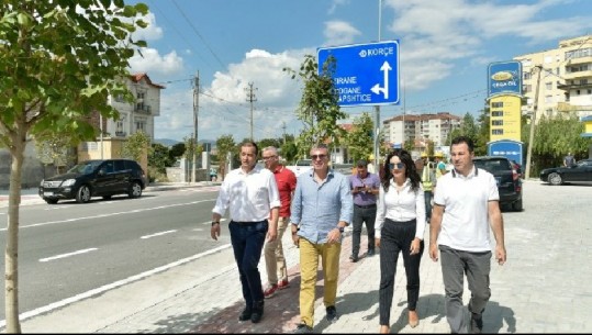 Inaugurohet loti i parë i aksit Korçë-Ersekë, Gjiknuri e Peleshi inspektojnë përfundimin e investimit (Video)