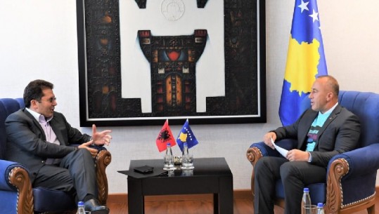 Mediu takim me Haradinajn: Dialogu me Serbinë, të finalizohet me njohjen e Kosovës 