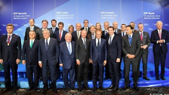 Samiti i BE: Europianët, kundërshtime për Brexit dhe refugjatët
