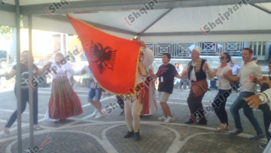 Reportazh/ Arbëreshët e Casalvecchio festojnë “Vëllazërinë” dhe përkujtojnë Skënderbeun
