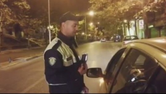 Të dehur dhe me shpejtësi të ‘çmendur’, 10 shoferë bien në ‘rrjetën’ e policisë  në Tiranë (VIDEO)