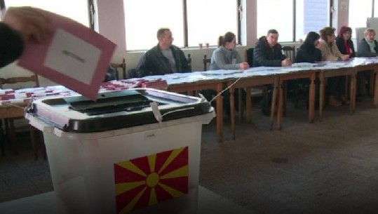 Referendumi për emrin, 2 milionë maqedonas iu drejtohen kutive të votimit/ Pjesëmarrja e ulët