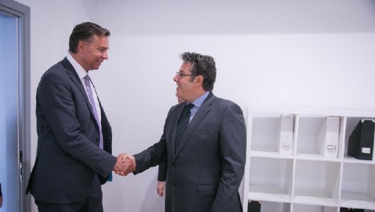 Paloka takim me Stephan Mayer, sekretari gjerman: Vettingu në politikë, shumë i rëndësishëm