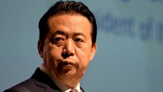 Hetohet në Kinë për shkelje ligji, jep dorëheqjen shefi i Interpol Meng Hongwei 