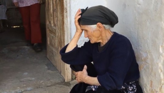 Tepelenë/ 7 anëtarët e familjes Duro jetojnë në kasolle, gjyshja: Apelojmë për ndihmë, jemi në kushte të mjerueshme