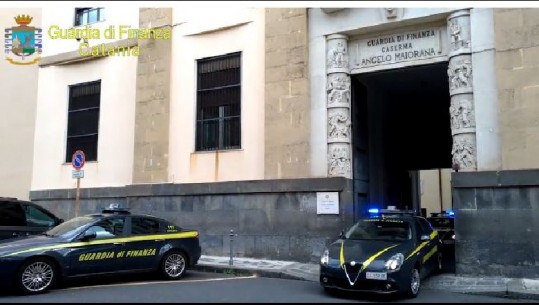 Pranga 35-vjeçarit shqiptar në Itali/ Iu gjet 600 mijë euro drogë në dollapin e dhomës së gjumit