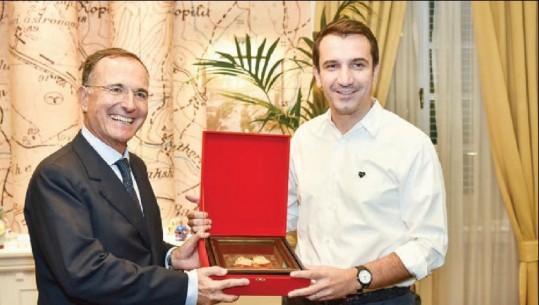 Ish-ministri italian Frattini takim me Veliajn: Gjeta një qytet me rrugë më të pastra se në Romë