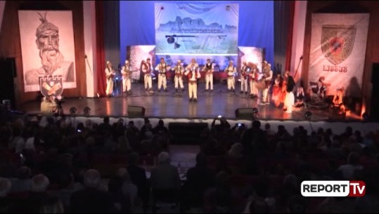 Lezhë/ Mbahet festivali folklorik tipologjik kombëtar, 15 grupe pjesëmarrëse nga Shqipëria, Kosova e Maqedonia
