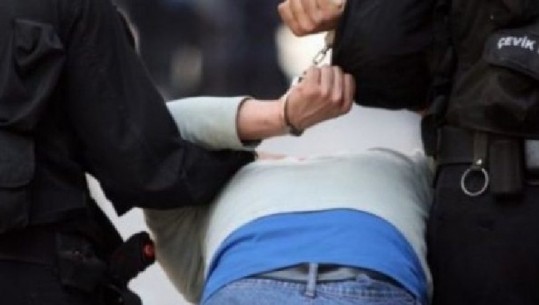 Kundërshtoi punonjësit e policisë, arrestohet 29- vjeçari në Tepelenë
