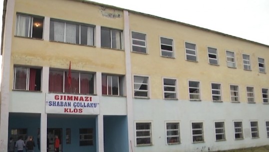 Klos, gjimnazi “Shaban Çollaku” në kushte skandaloze