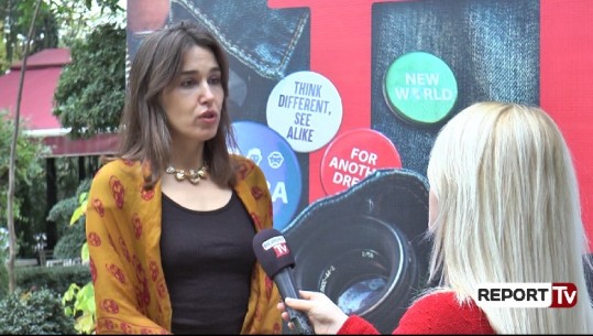Arta Dobroshi në filmin 'Stray' në TIFF, artistja flet për Report Tv: Nacionaliteti i njerëzimit është gëzimi!