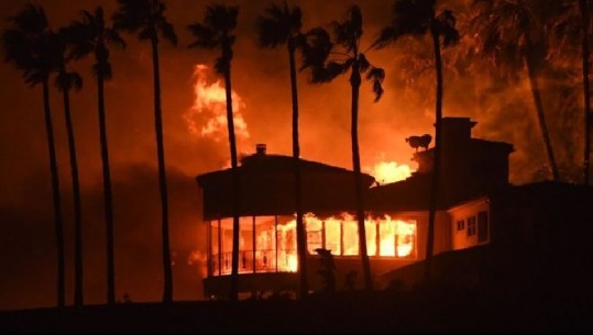 Tre vatra zjarri përfshijnë Kaliforninë; 9 të vdekur, 35 të humbur dhe 250 mijë të evakuuar (Video)