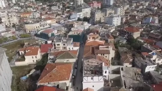 'Po rilind qendra historike e Vlorës', Rama publikon videon 