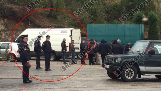 Ndalohet furgoni në Qafë Thanë, dyshohet se transportonte rreth 1.5 ton drogë drejt Greqisë (VIDEO)
