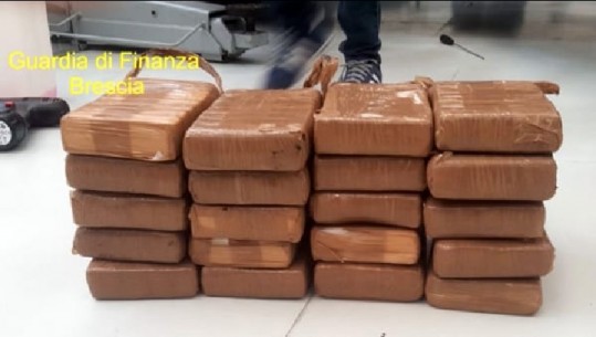 Kokainë nga Amerika Latine në Itali, shkatërrohen 3 grupe shqiptare, paratë e drogës investoheshin në Shqipëri