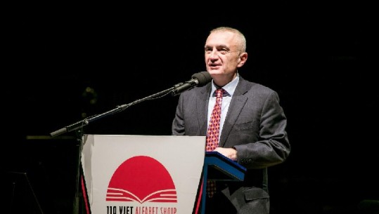 Presidenti Meta në Shkup: Miratimi i ligjit për përdorimin e gjuhës shqipe, hap i rëndësishëm për rajonin