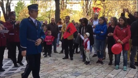 Këngë e valle/ Ja si u festua 106-vjetori i Pavarësisë së Shqipërisë në të gjithë vendin